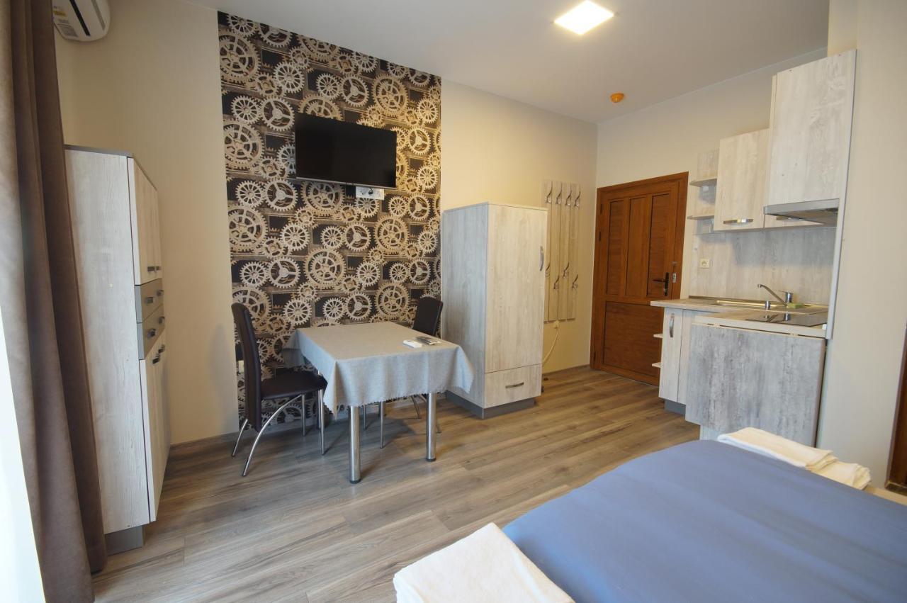 Doppelzimmer mit Balkon